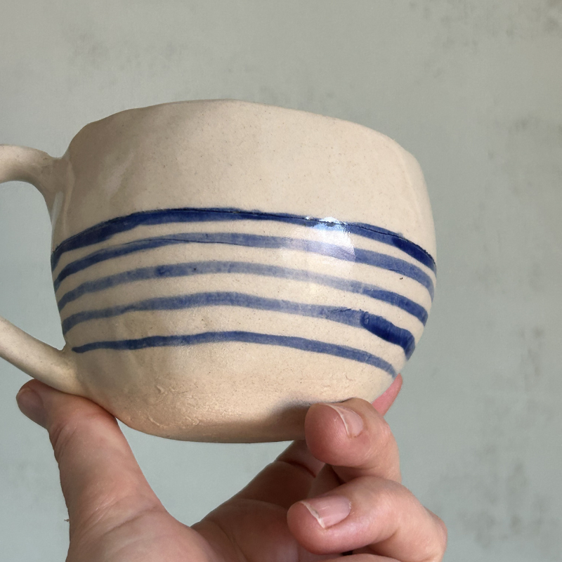 Taza de Gres "Gato Calicó" – Cerámica Artesanal Pintada a Mano 🐾 - Imagen 8